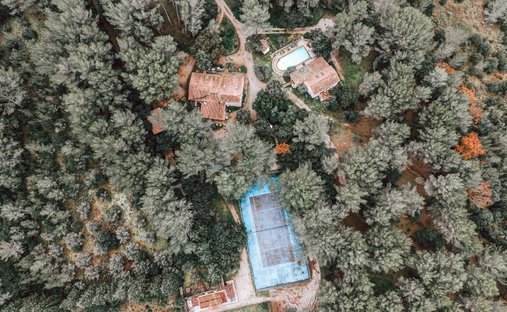Castillo en Grans, Provenza-Alpes-Costa Azul, Francia 1