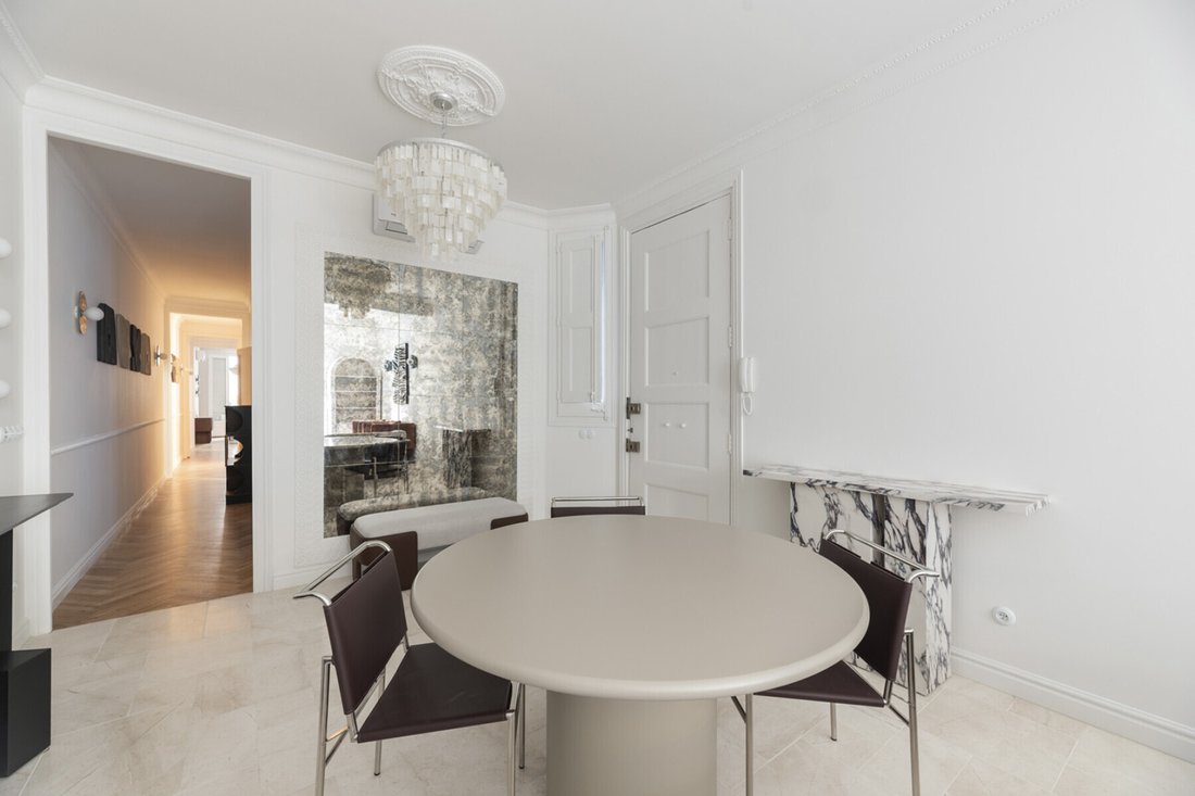 Apartment in Ciutat Vella, Barcelona, Spain 5 - 16804322