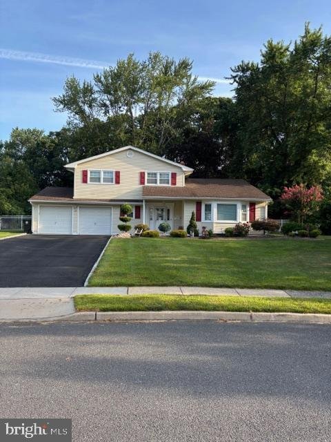 House in Old Bridge Township, New Jersey, United States 1 - 16799430