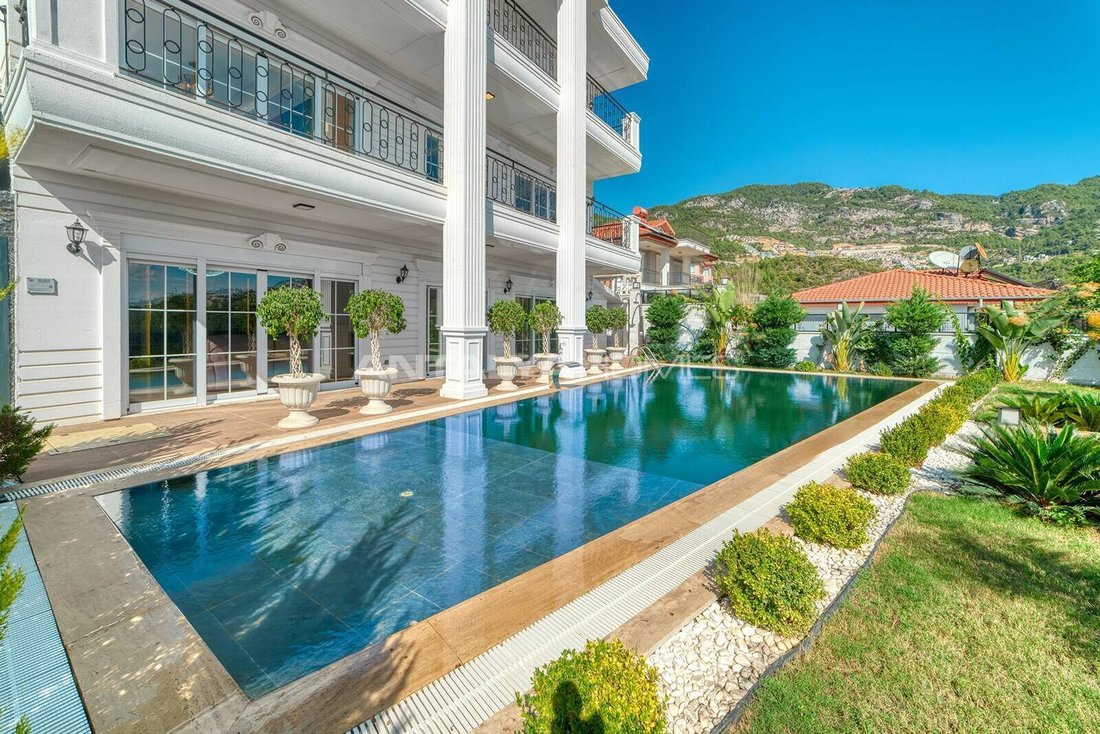 Villa in Alanya, Antalya, Turkey 1 - 16786894