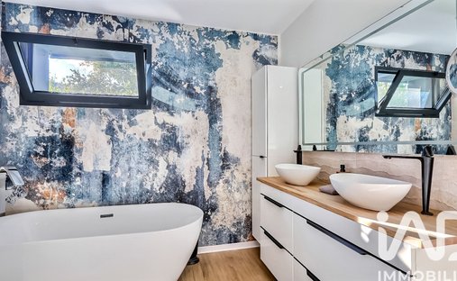 Castle for Sale in Anduze, Occitanie, France