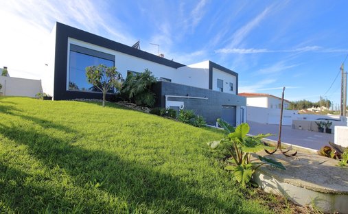 Casa en Nossa Senhora do Populo, Coto e Sao Gregorio, Distrito de Leiria, Portugal 1