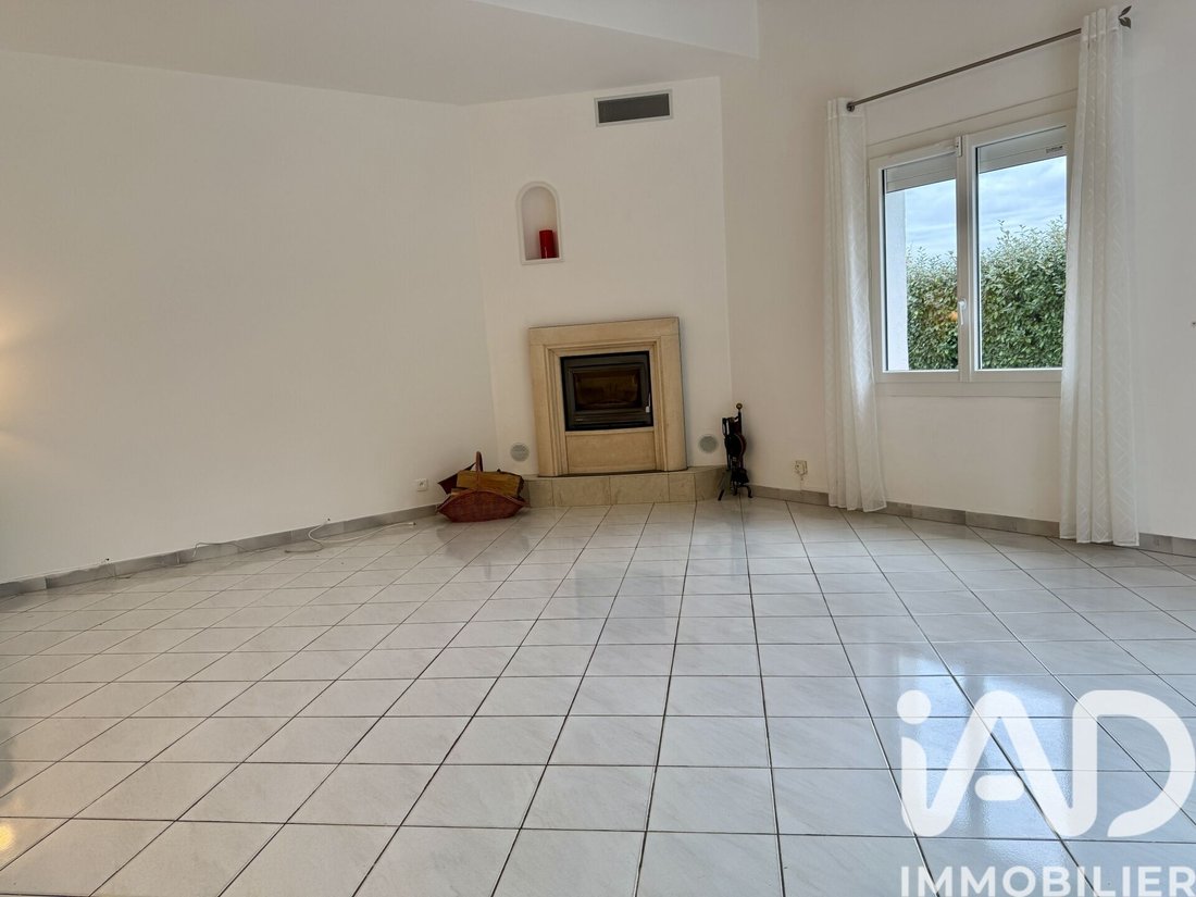 Casa en Pierrefeu-du-Var, Provenza-Alpes-Costa Azul, Francia 4 - 16800426