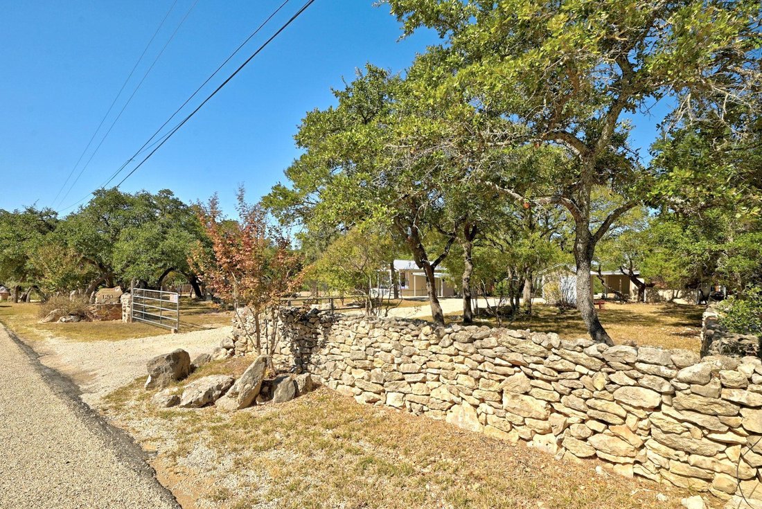 House in Wimberley, Texas, United States 5 - 16801161