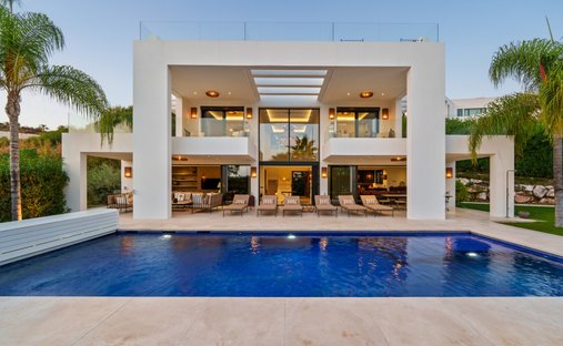 Villa in Marbella, Andalusia, Spain 1