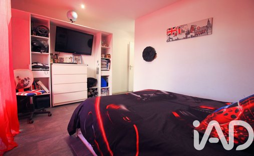 Castle for Sale in Aubagne, Provence-Alpes-Côte d'Azur, France