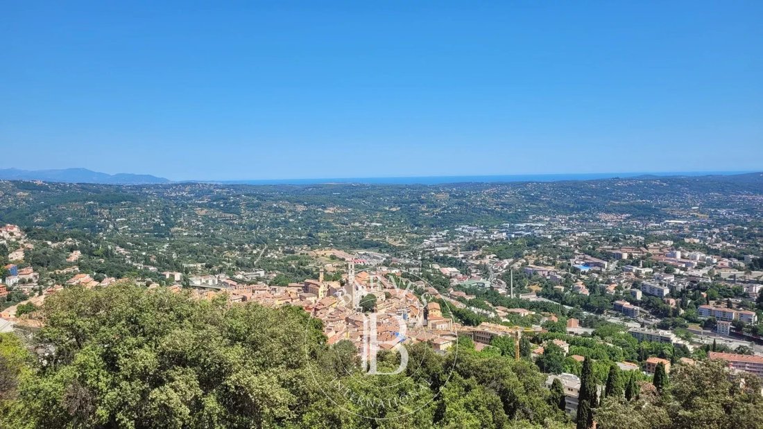 Villa in Grasse, Provence-Alpes-Côte d'Azur, France 2 - 16808130