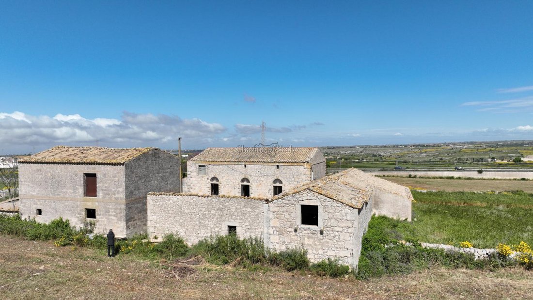 Villa in Puntarazzi - Donnafugata, Ragusa, Sicily 1 - 16802338