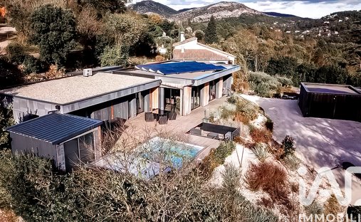 Castle for Sale in Anduze, Occitanie, France - 3