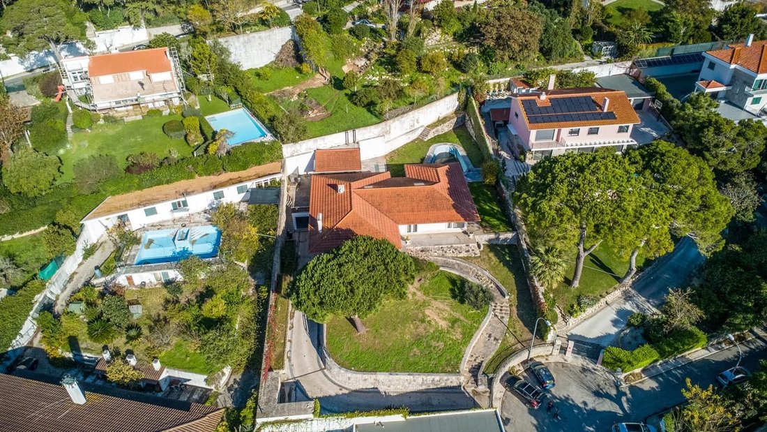 Villa in Paco de Arcos, Lisbon, Portugal 3 - 16804999
