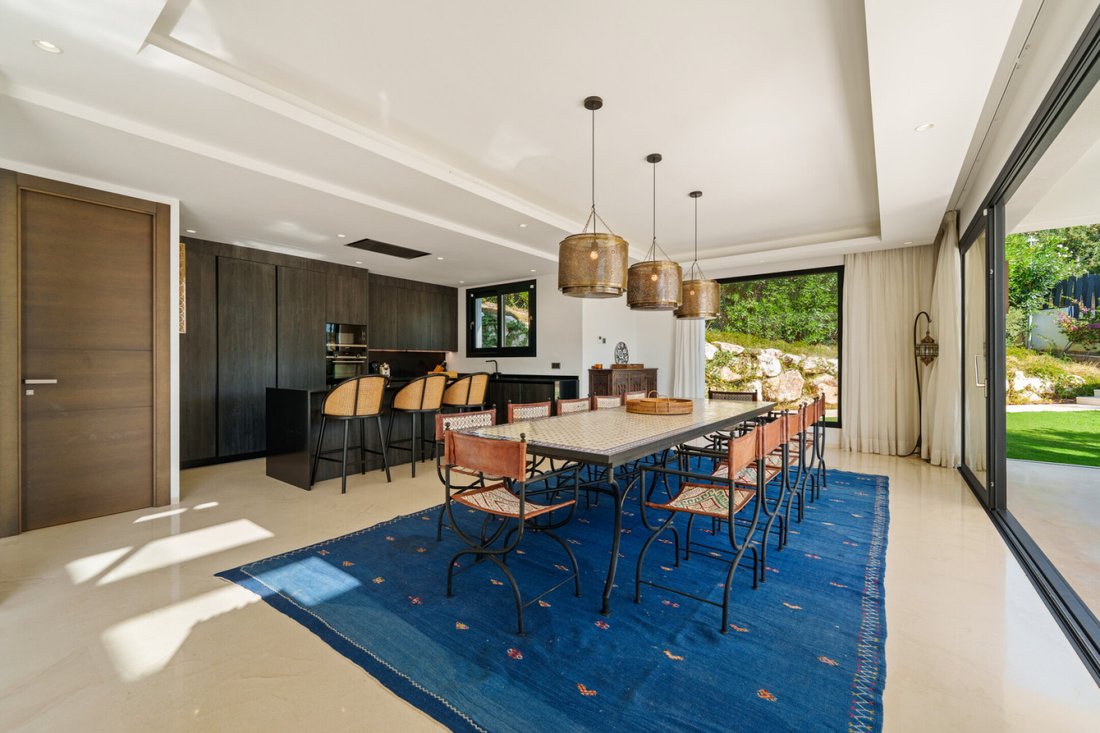 Villa in Marbella, Andalusia, Spain 4 - 16803593
