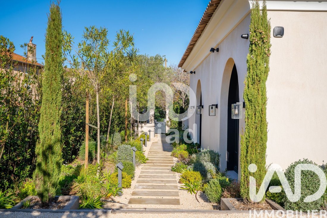 House in Zone Est Diffuse, Saint-Tropez, France 2 - 16800332