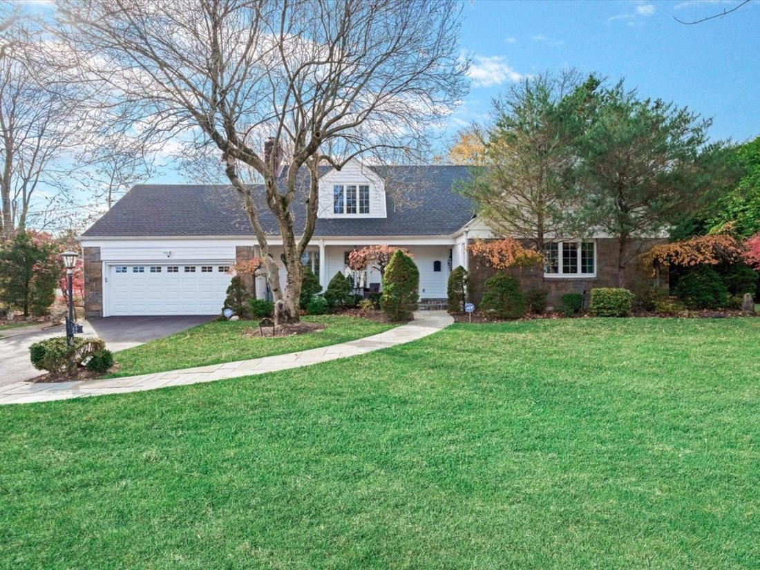 House in Eastchester, New York, United States 1 - 16807284