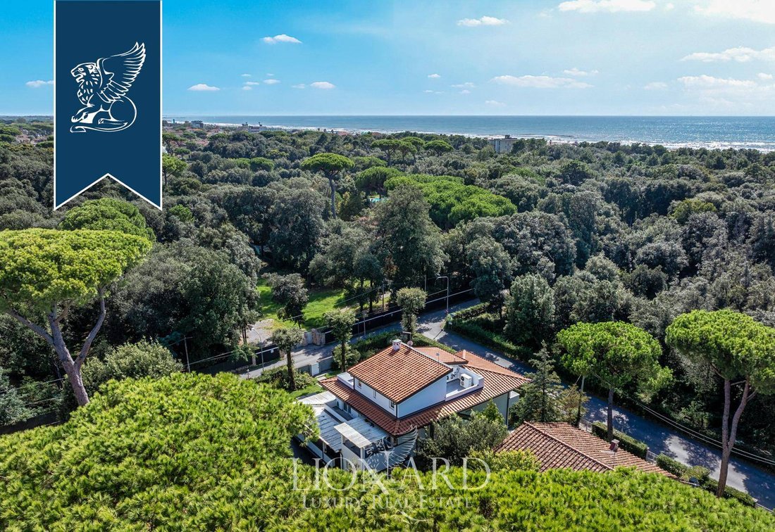 Villa in Motrone, Pietrasanta, Italy 1 - 16801438