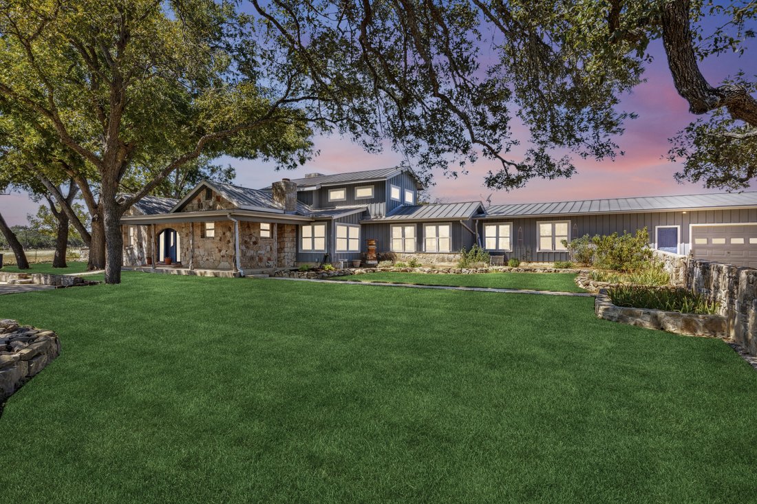 Farm Ranch in Bulverde, Texas, United States 1 - 14821378