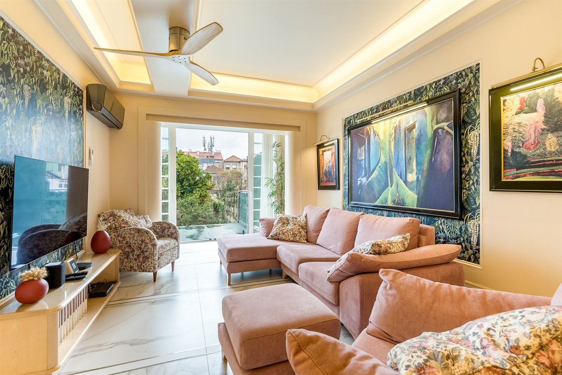 Apartment in Cedofeita, Santo Ildefonso, Se, Miragaia, Sao Nicolau e Vitoria, Porto District, Portugal 2 - 16803392