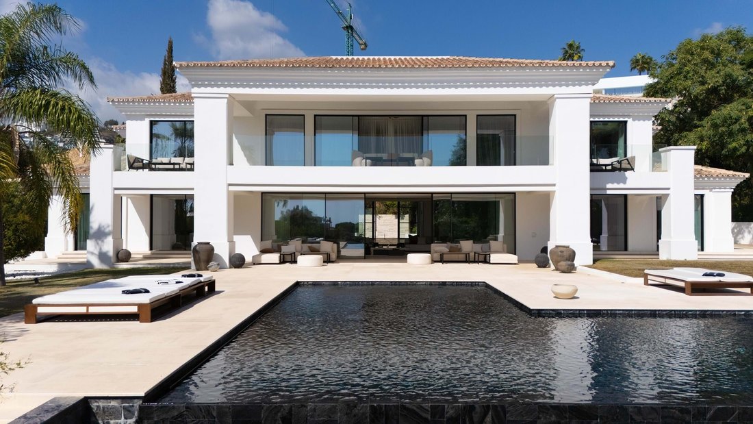 Villa in La Quinta, Benahavis, Andalusia 3 - 16799645