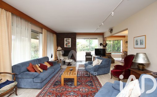 Magnificent Event Castle Hotel, Restaurant, Wedding, Seminar, Gite, Swimming Pool And Spa