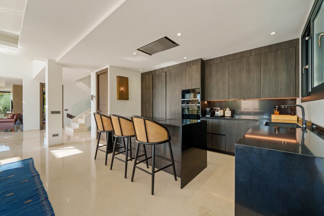 Villa in Marbella, Andalusia, Spain 3 - 16803593