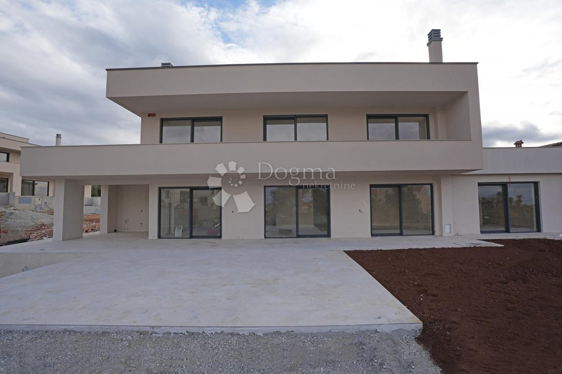 House in Porec, Istria County, Croatia 3 - 16551855