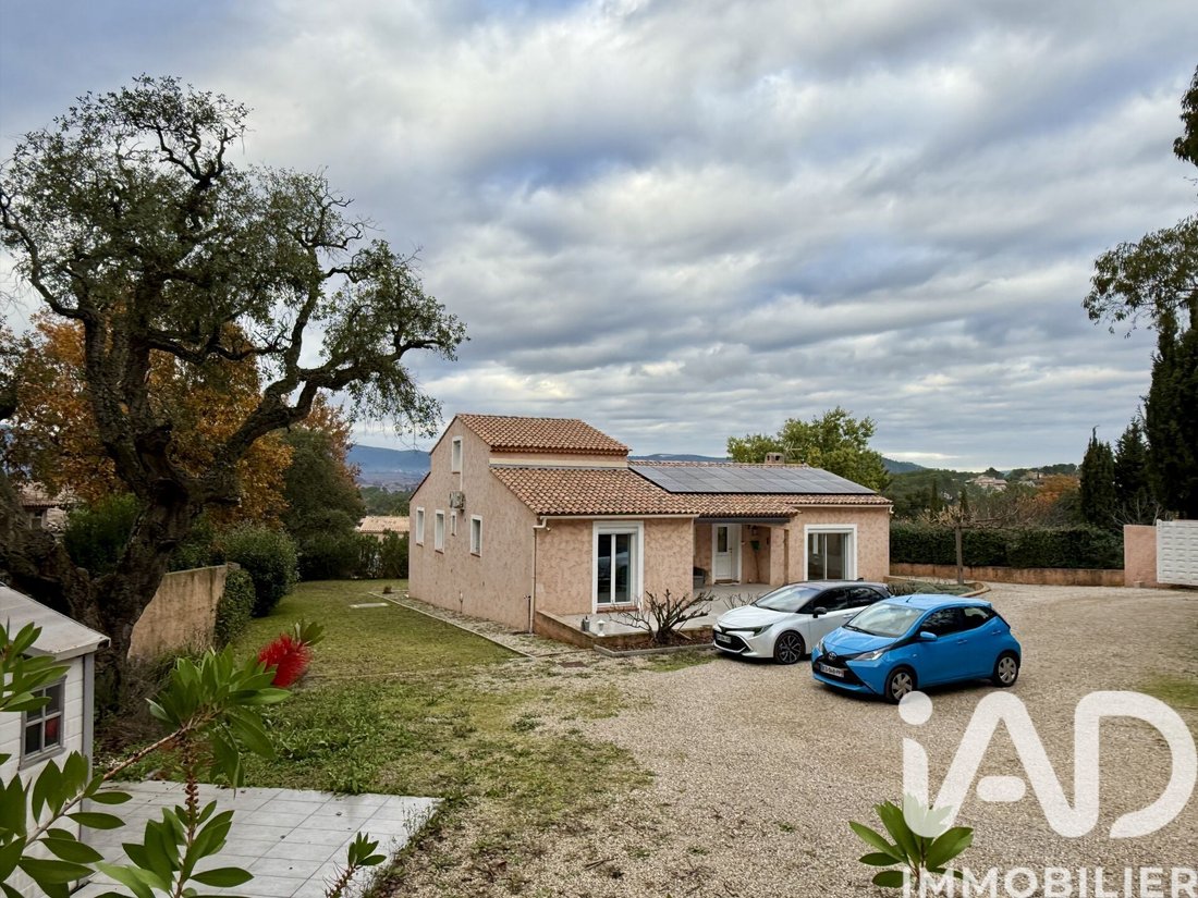 Casa en Pierrefeu-du-Var, Provenza-Alpes-Costa Azul, Francia 2 - 16800426