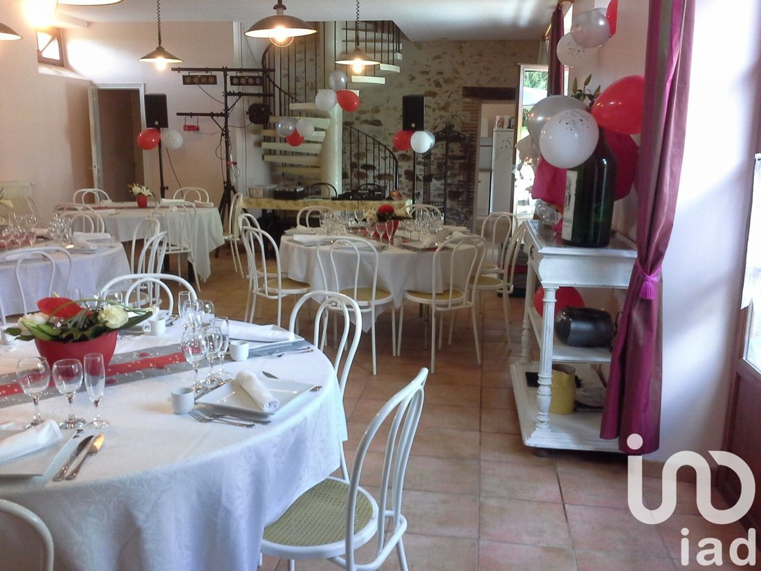 House in Saint-Denis-la-Chevasse, Pays de la Loire, France 5 - 16800317