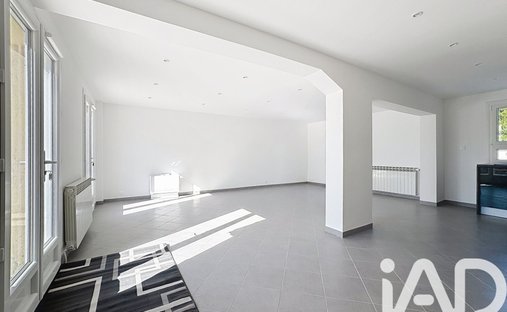 Manor For Sale, 12 Rooms Triel Sur Seine 78510