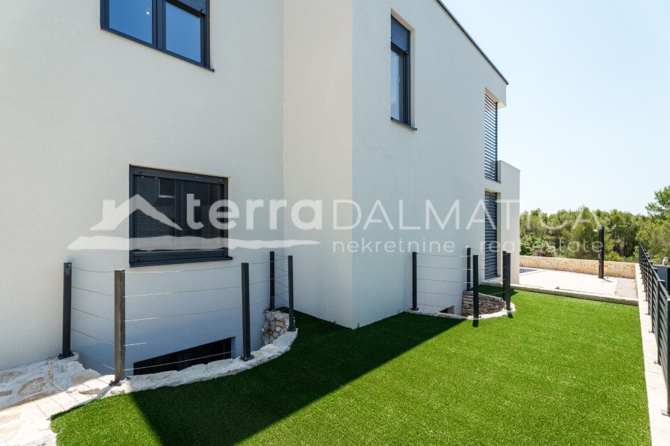Villa in Brodarica, Sibenik-Knin County, Croatia 4 - 15128099