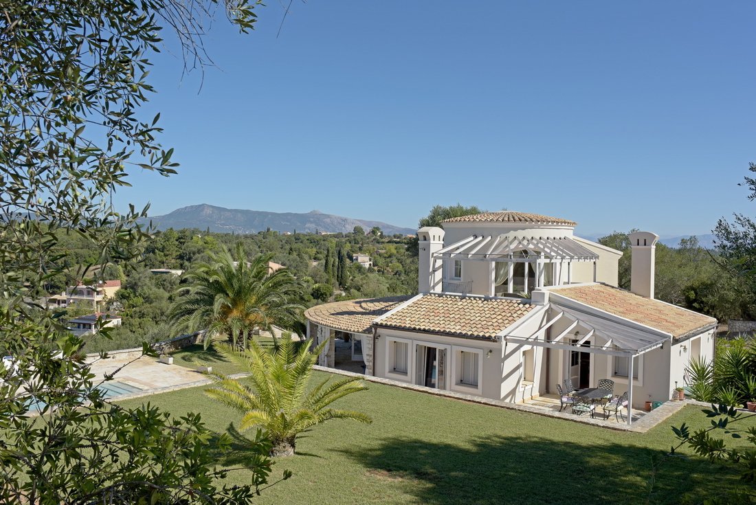 Villa in Corfu, Peloponnese, Western Greece and the Ionian, Greece 4 - 16809654