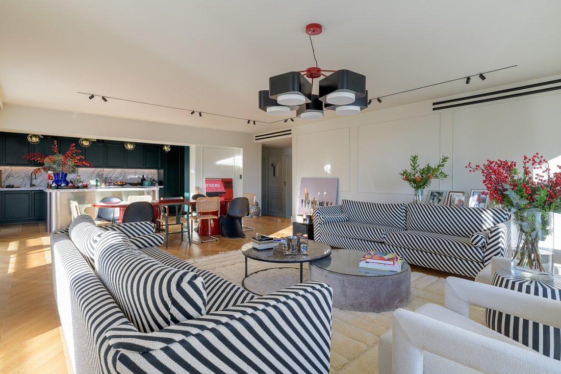 Apartment in Sunoikia Kolonakiou, 1st District of Athens, Athens 3 - 16809601