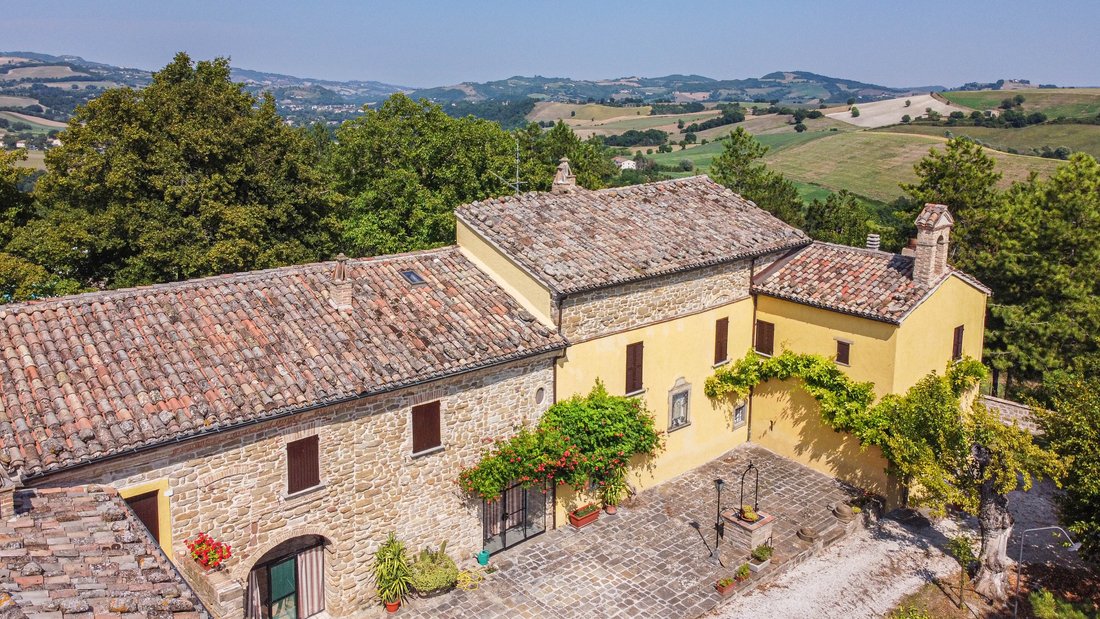 Villa in Pergola, Marche, Italy 2 - 12054495