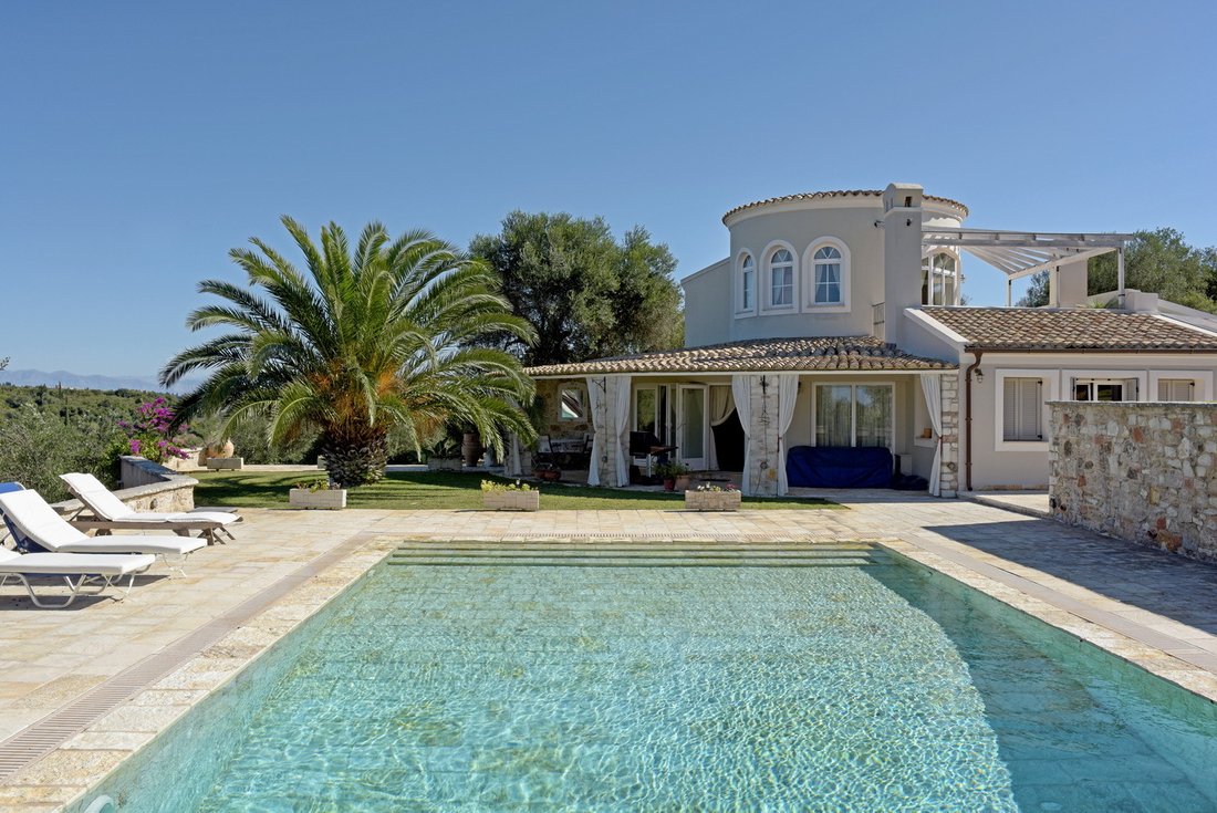 Villa in Corfu, Peloponnese, Western Greece and the Ionian, Greece 5 - 16809654