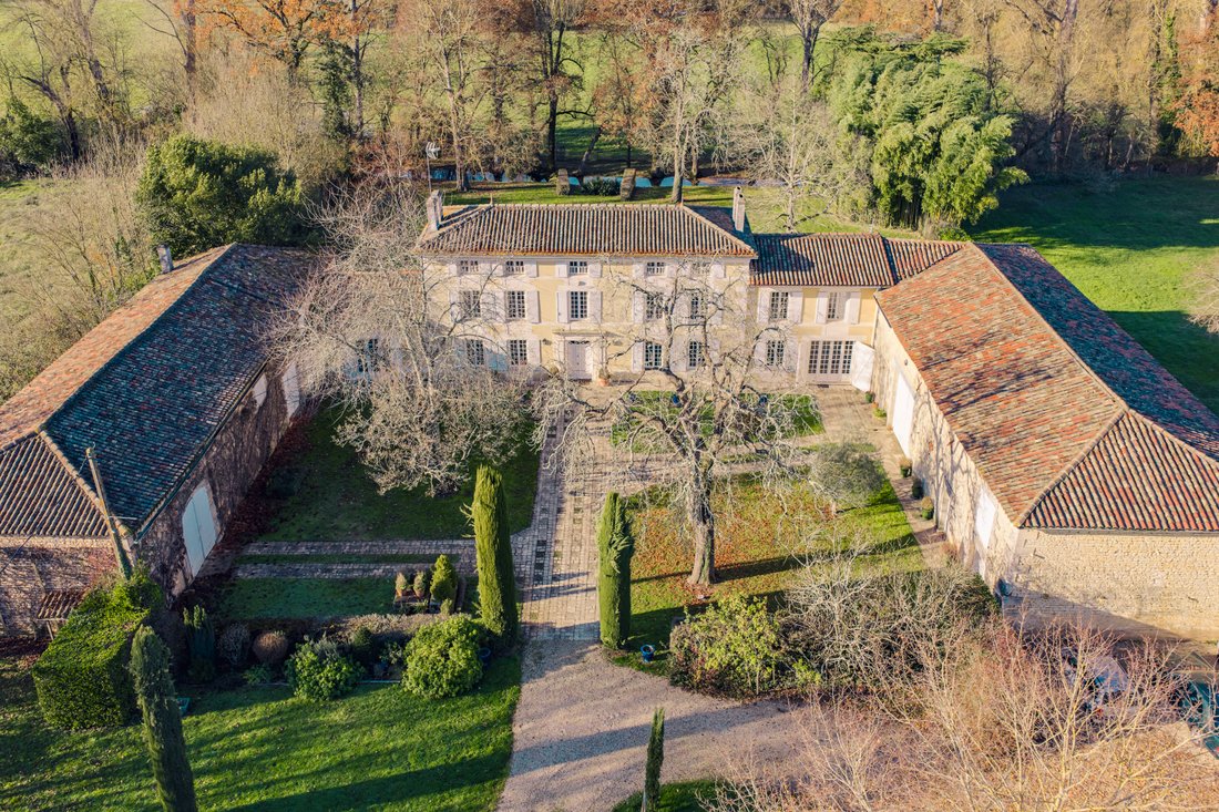 Estate in Vars, La Boixe, France 3 - 16810839