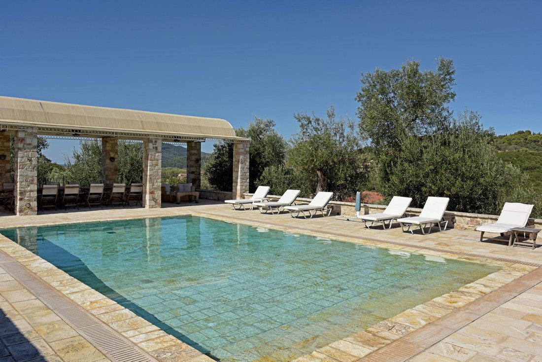 Villa in Corfu, Peloponnese, Western Greece and the Ionian, Greece 3 - 16809654