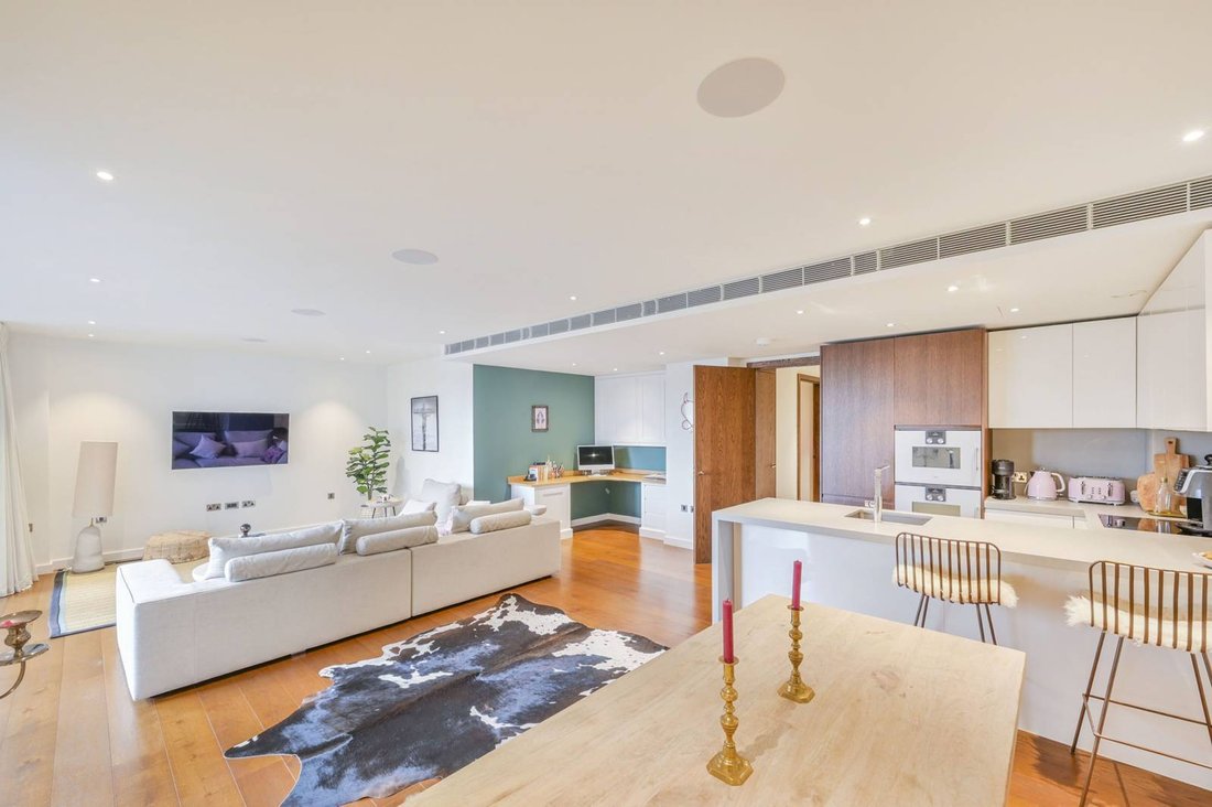 Apartment in Chelsea Harbour, England 2 - 16810486