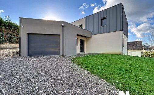 House in Amfreville-la-Mi-Voie, Normandy, France 1