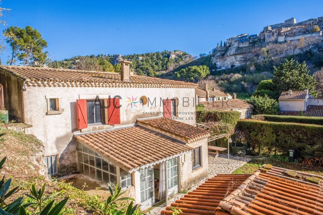House in Les Baux-de-Provence, Provence-Alpes-Côte d'Azur, France 2 - 16811349