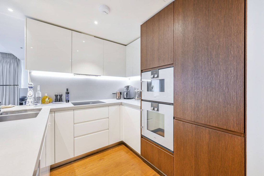 Apartment in Chelsea Harbour, England 3 - 16810501