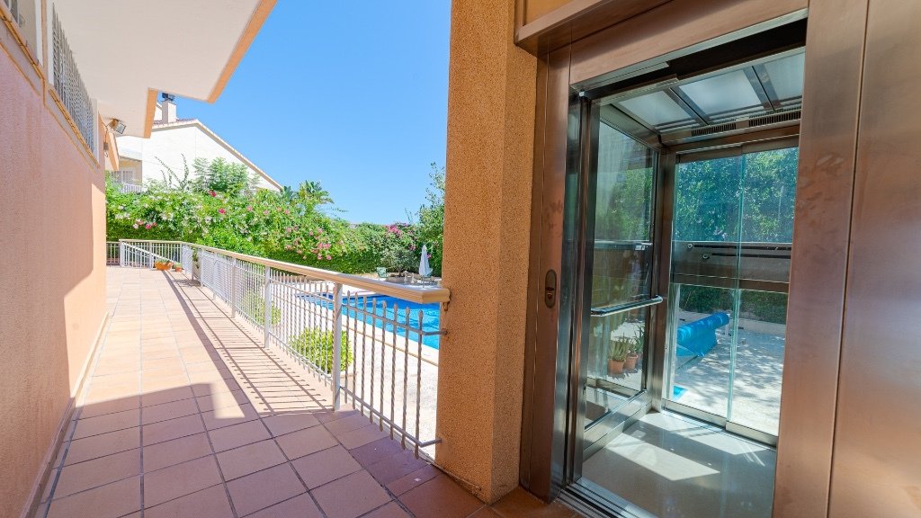Villa in Alicante, Valencian Community, Spain 4 - 16812160