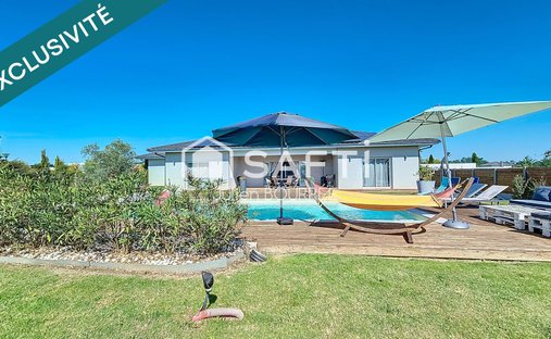 Castle for Sale in Bouliac, Nouvelle-Aquitaine, France