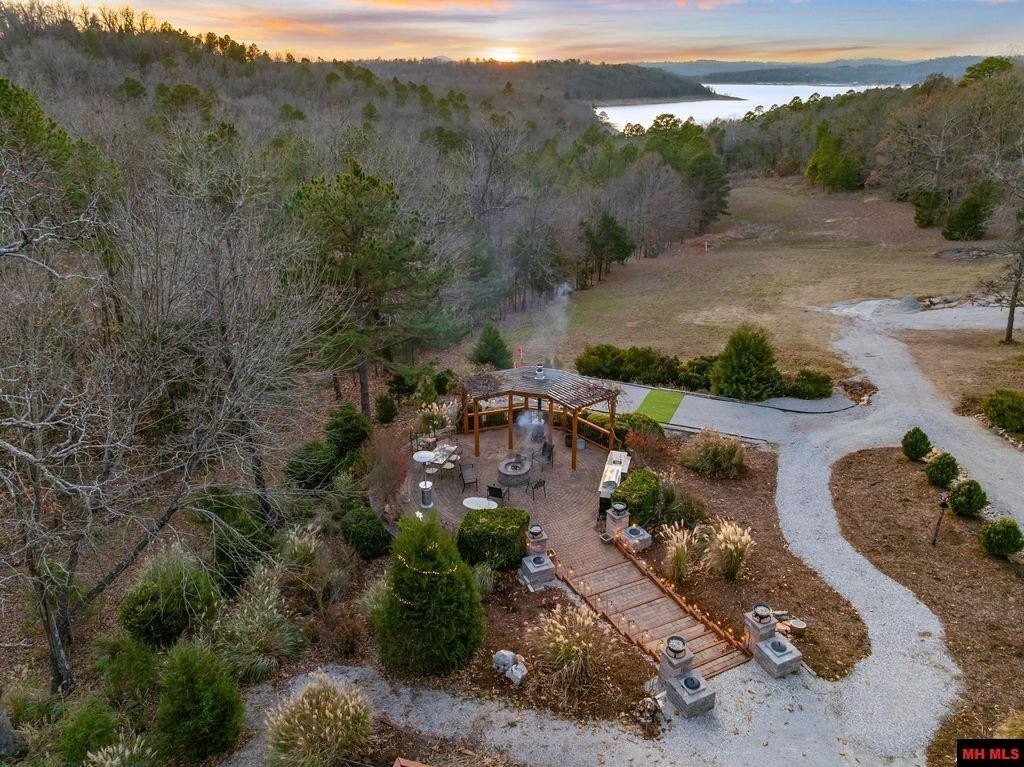 Jordan, Arkansas, United States 4 - 16813402