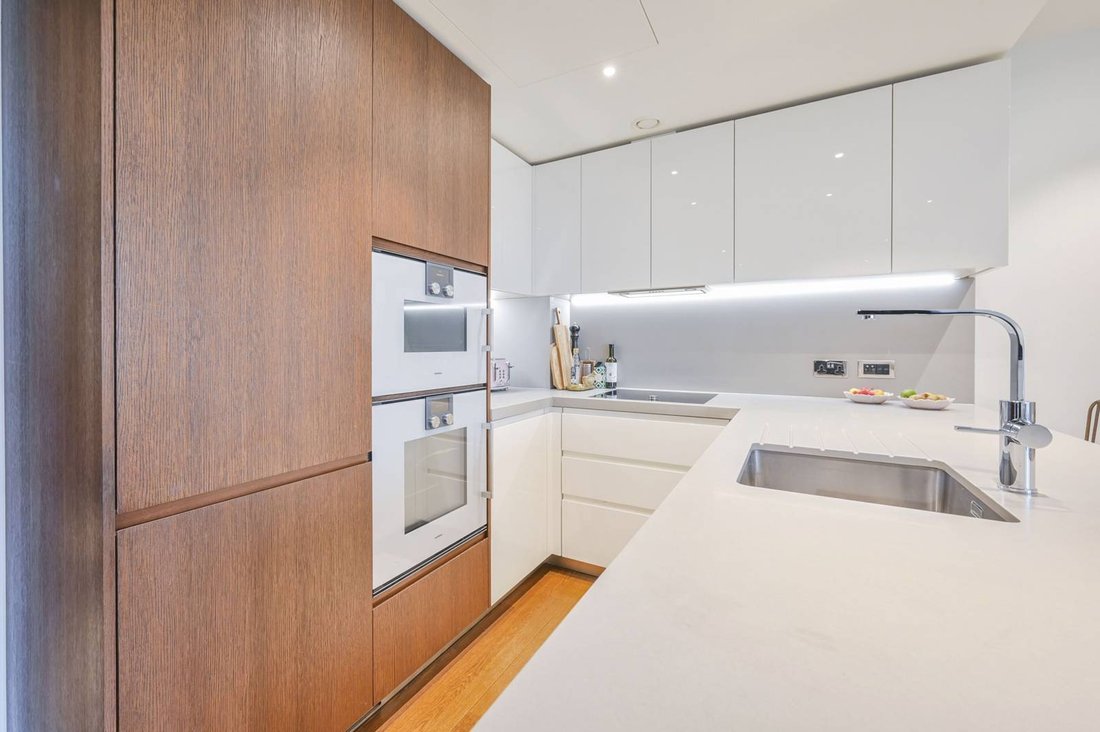 Apartment in Chelsea Harbour, England 5 - 16810486