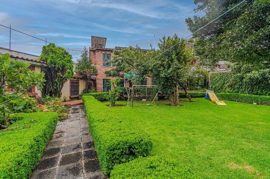 House in Mexico City, Mexico 3 - 16810767