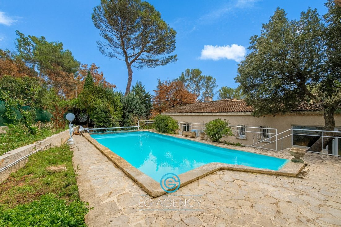 House in Bouc-Bel-Air, Provence-Alpes-Côte d'Azur, France 1 - 16812633