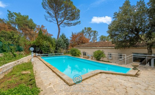 House in Bouc-Bel-Air, Provence-Alpes-Côte d'Azur, France 1
