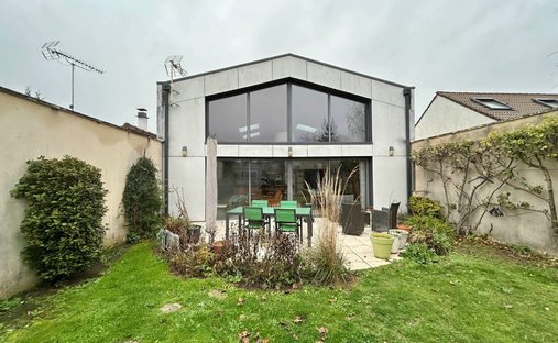 Magnificent Event Castle Hotel, Restaurant, Wedding, Seminar, Gite, Swimming Pool And Spa