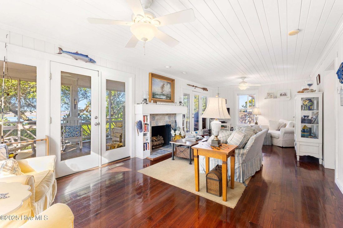 House in Topsail Beach, North Carolina, United States 3 - 16812533