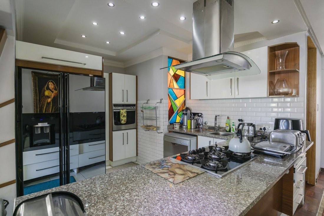 Apartamento en Sea Point, Costa Atlántica, Ciudad del Cabo 4 - 16812437