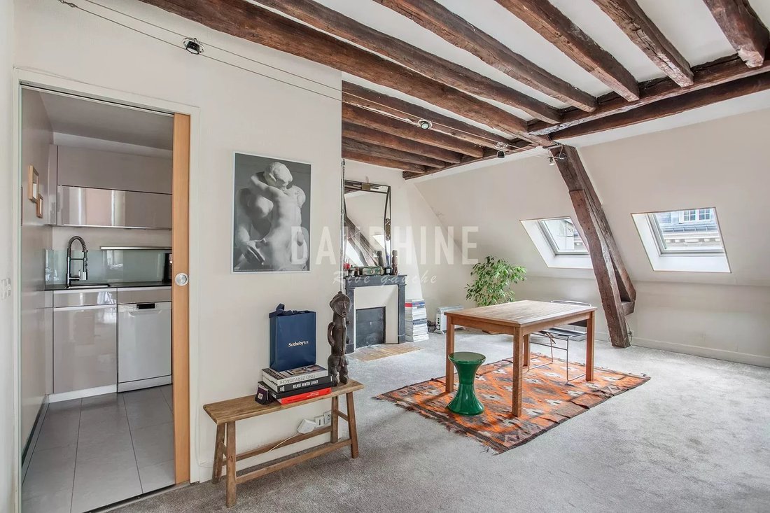 Apartment in Saint Thomas d'Aquin, Paris 7e Arrondissement, Paris 4 - 16798270