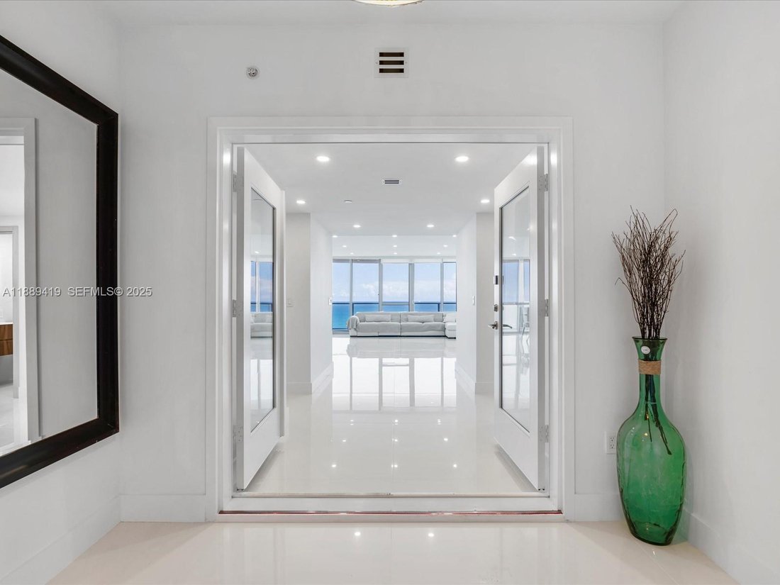 Condo in Hollywood, Florida, United States 2 - 16635685